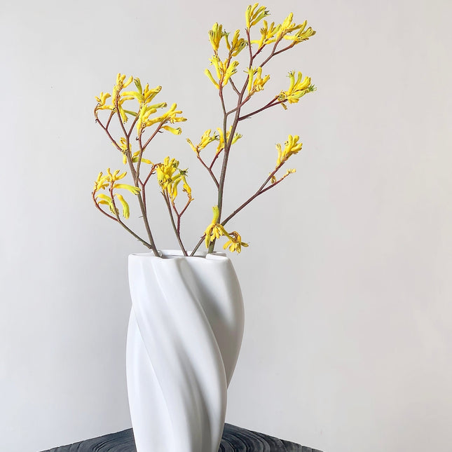 White Twist Vase Ceramic Vase