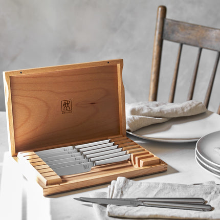 Contemporary Steak Knife Set, 8 Piece