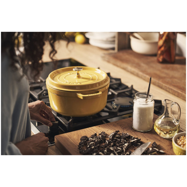 STAUB La Cocotte 5.25 L Cast Iron Round Cocotte, Citron