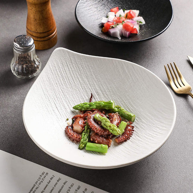 Stoneware water-drop shaped bowl set