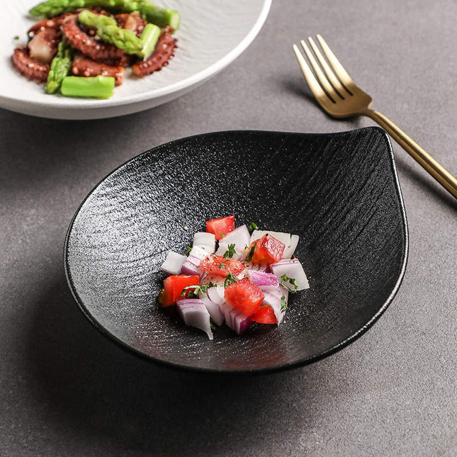 Stoneware water-drop shaped bowl set