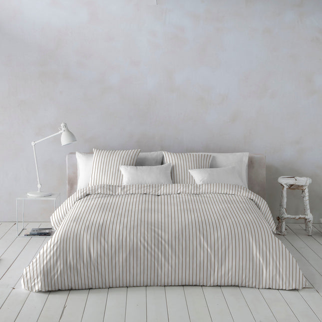 Housse de couette Théa (incluant un coussin décoratif)-0